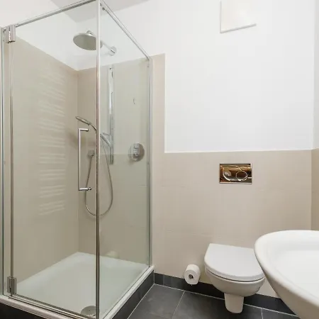 Glemmtal Apartament *